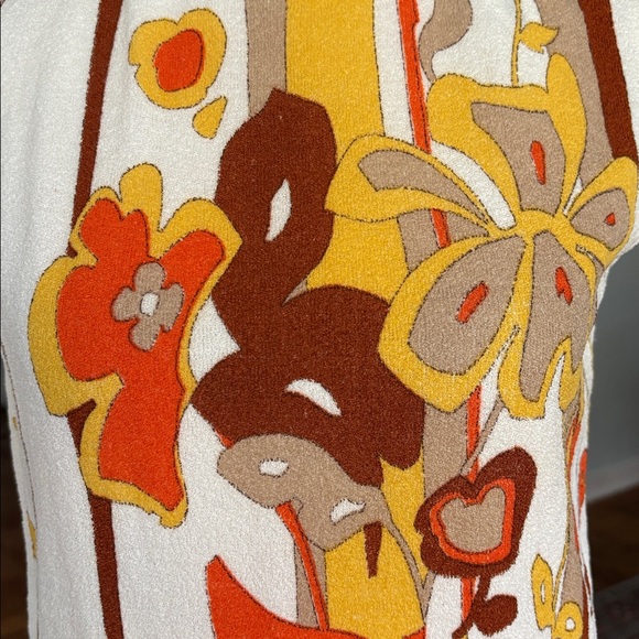 Vintage 60s or 70s Sugarbush Floral Mod Sleeveless Stretch Nylon Top - Picture 7 of 8